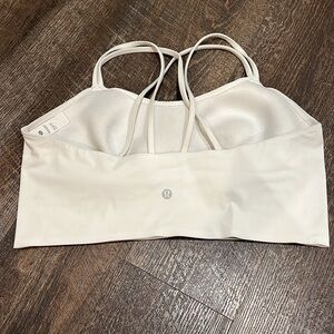 Women’s white lululemon sport bra. Size 14.